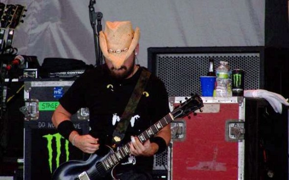 tater-guitarist-10-years tater-guitarist-10-years